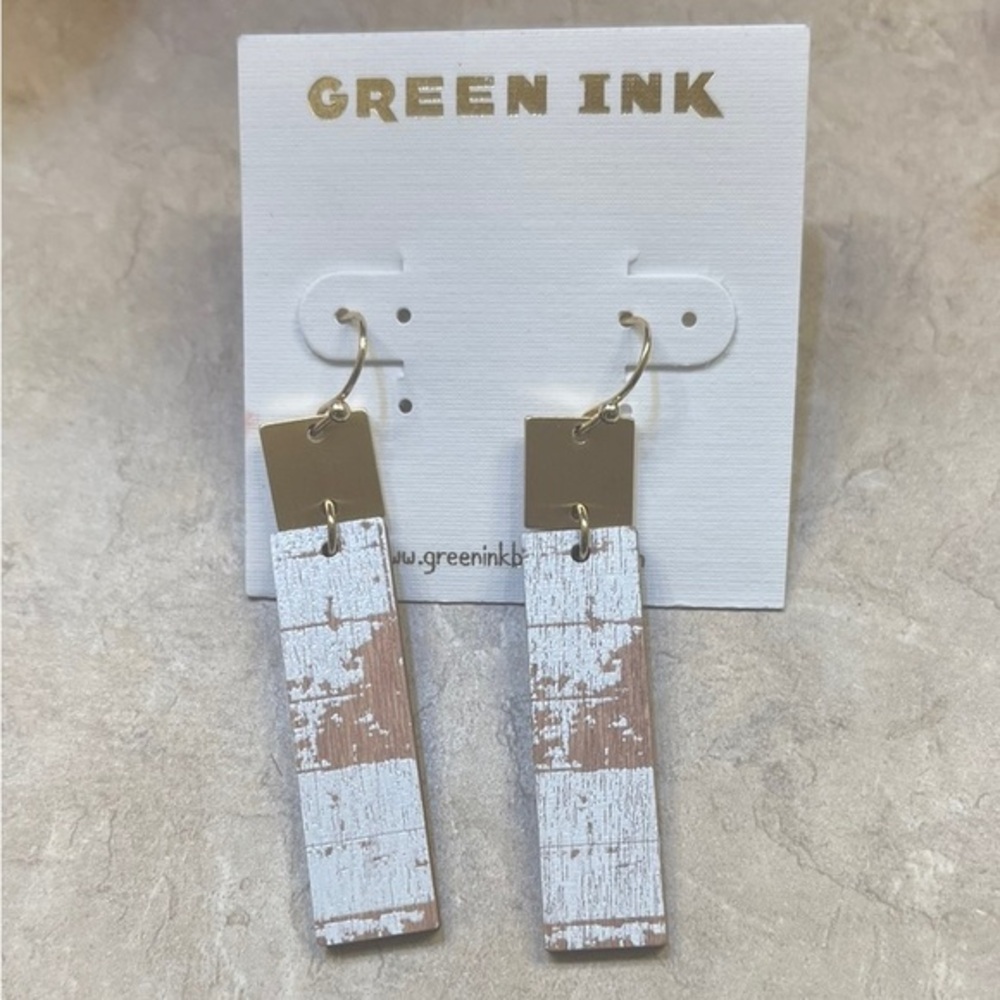 NWT Origin Wood Rectangular earrings - white, tan, gold thru Green Tea